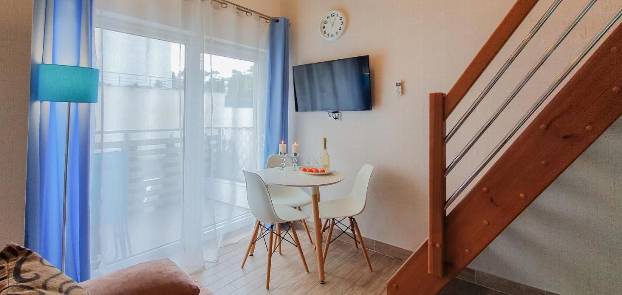 Holiday Home Slavia New S8 Miedzyzdroje Z Antresola I Balkonem Przy Plazy Екстер'єр фото